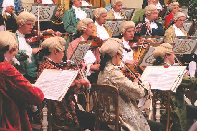 Vienna Mozart Concert in Historical Costumes at the Musikverein - The Mozart Program: Orchestra, Opera, and Humor