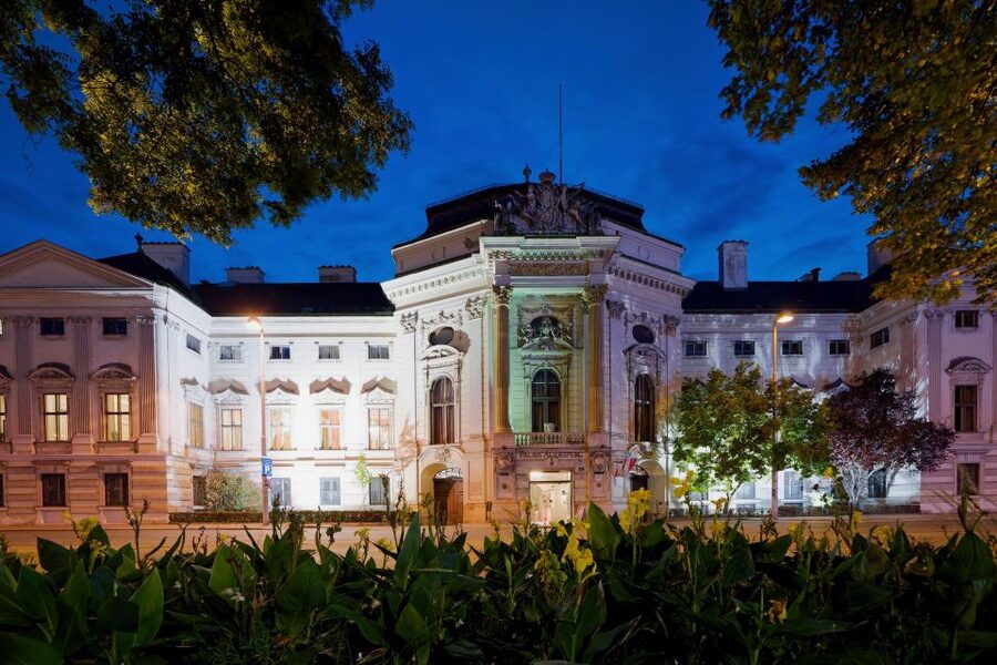 Vienna: Mozart & Strauss Classical Concert at Börse Palace - Should you book the Vienna Residence Orchestra concert?