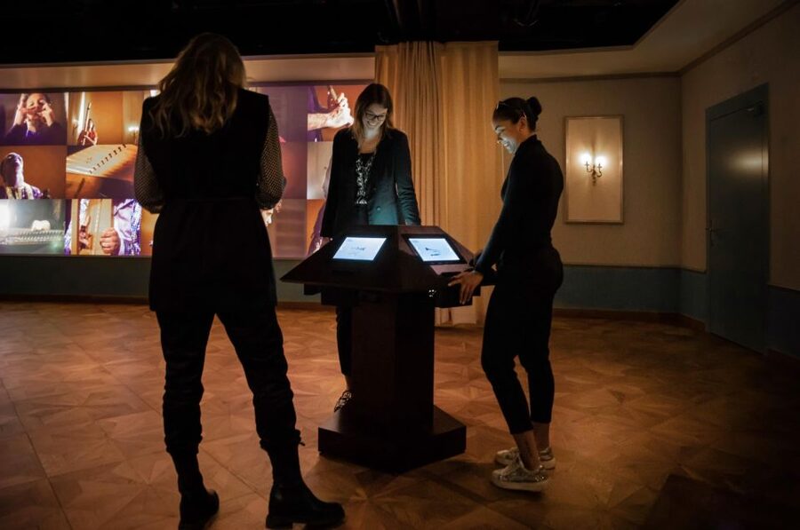 Vienna: Mythos Mozart Experience - Beginning among 1,500 candles