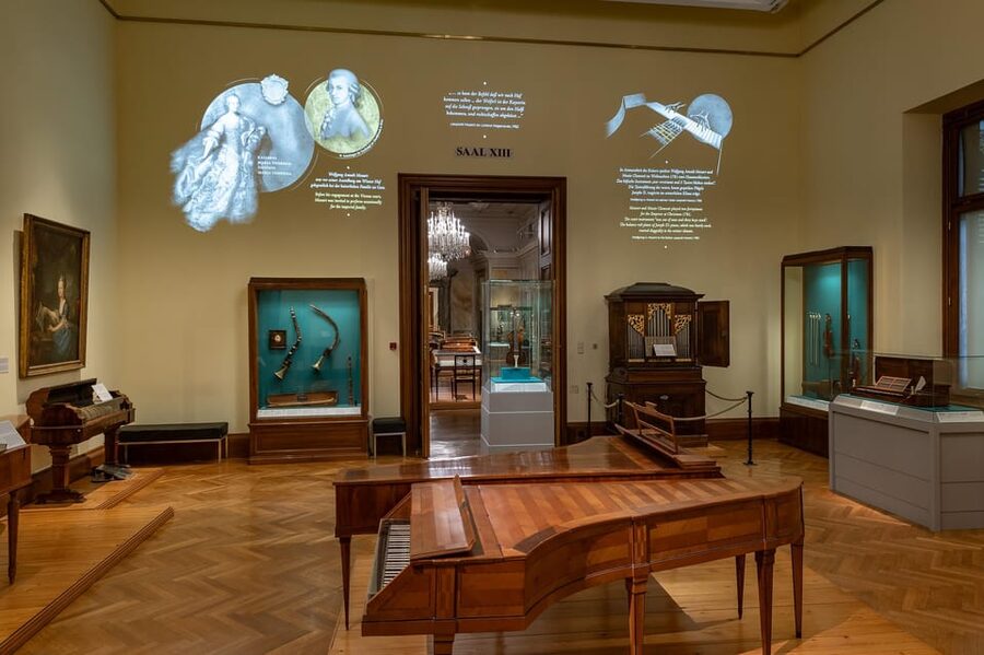Vienna: New Hofburg Palace Audio-Guided Tour & Entry Ticket - The palace rooms, staircases, and royal setting