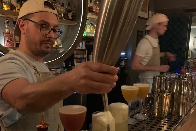 Vienna Nightlife Experience: Food, Wine, Cocktails & Vibes - What the food and drink package really covers