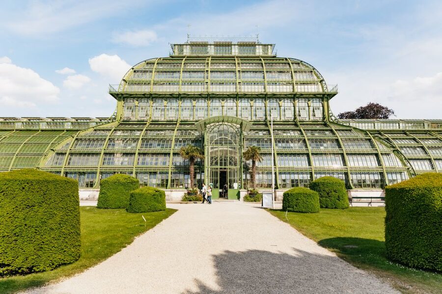 Vienna: Panorama Train Tickets to explore Schönbrunn Palace - Audio commentary and the ride itself