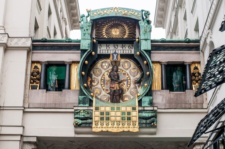 Vienna: Romantic Old Town 2-Hour Discovery Tour - Is $352 a fair price for two hours?