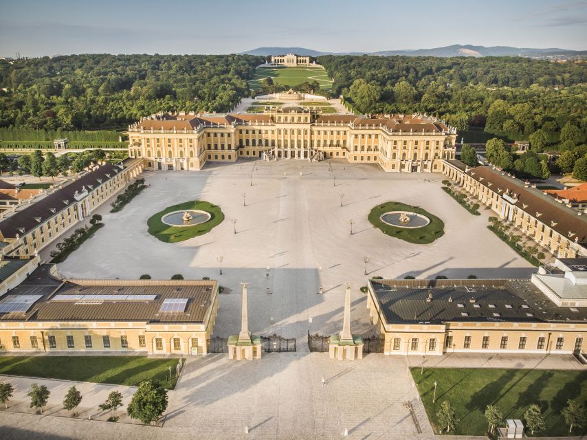 Vienna: Schönbrunn Palace Entry Ticket with Lunch - Finding Joseph II Restaurant near the palace entrance