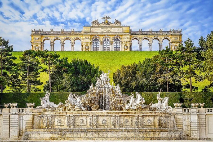 Vienna: Schönbrunn Palace & Gardens Skip-the-Line Tour - Who should book this Schönbrunn tour?