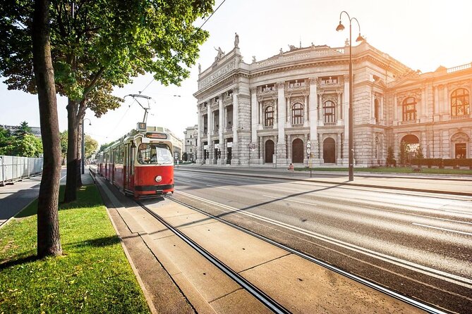 Vienna Sight & Gourmet Tour - individual private tour - A Small Italian Vehicle for Big Vienna Sights