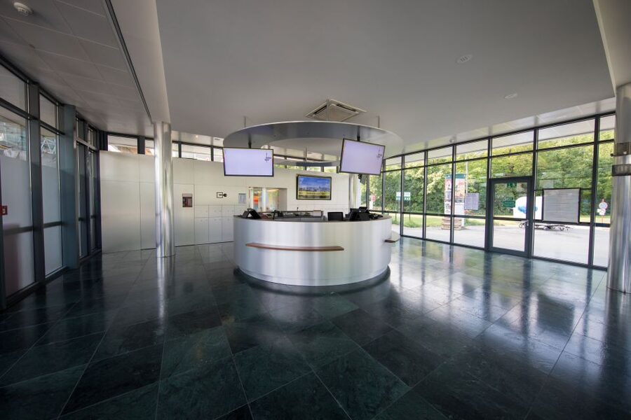 Vienna: Skip-the-Line Entrance Ticket to the Danube Tower - Key points at a glance