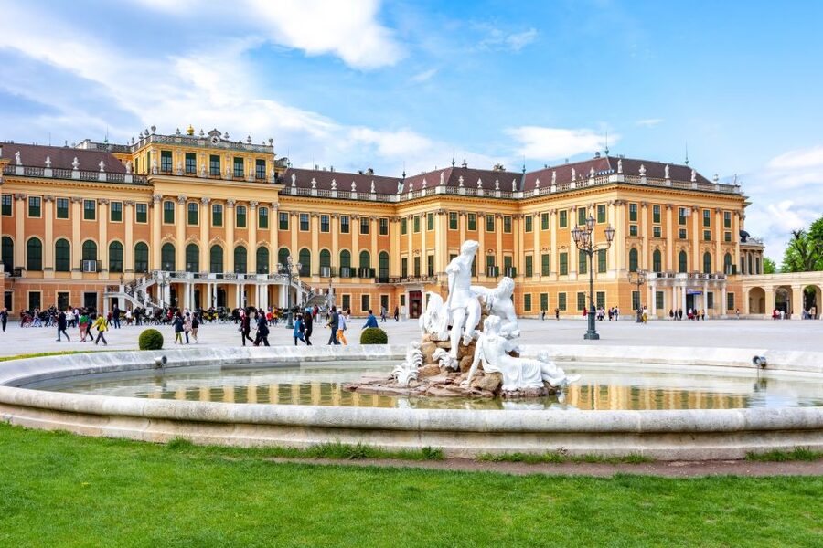 Vienna: Skip-the-Line Schönbrunn Palace & Gardens Tour - The Gloriette viewpoint