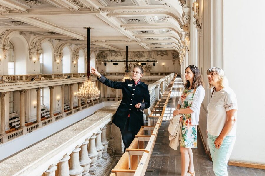 Vienna: Spanish Riding School Guided Architectural Tour - How the 80 minutes feel