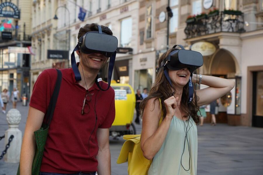 Vienna: Time Traveling Virtual Reality Sightseeing Tour - Vienna’s Opera House in the 1920s