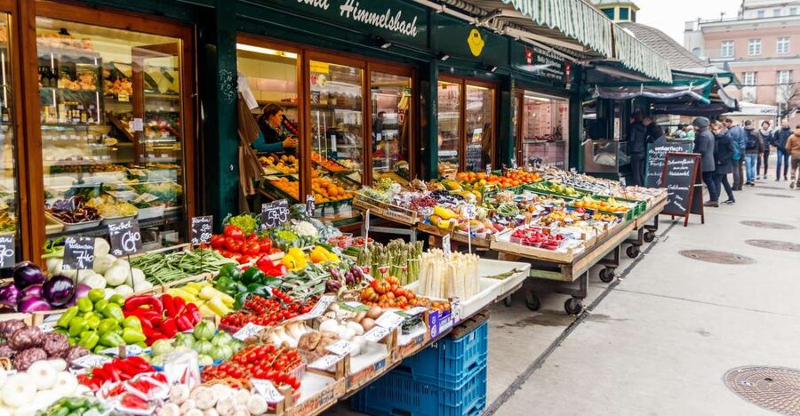 Vienna: Typical Austrian Food Tour with Coffee House Visit - Why this Vienna food tour works so well