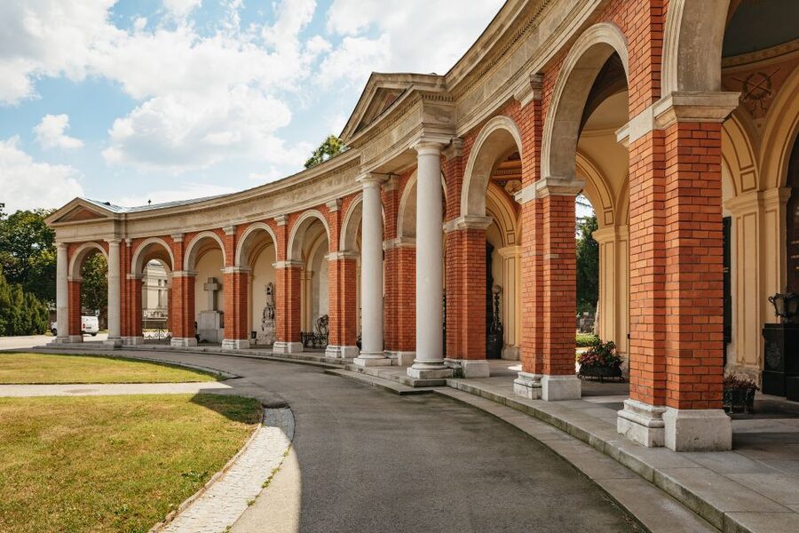 Vienna: Vienna Central Cemetery Guided Walking Tour - Luegerkirche adds an architectural focus