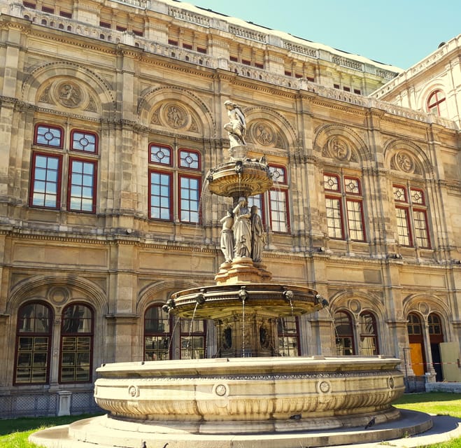 Wien: Tours with locals by public transport & walking - Who should book this Vienna experience